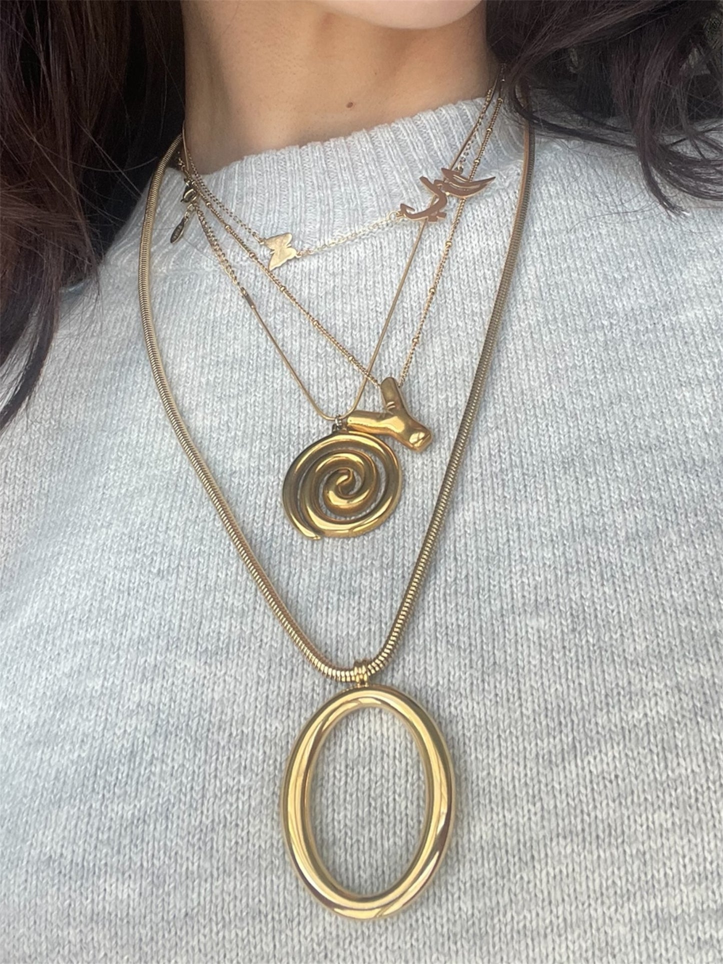 SOLIS NECKLACE