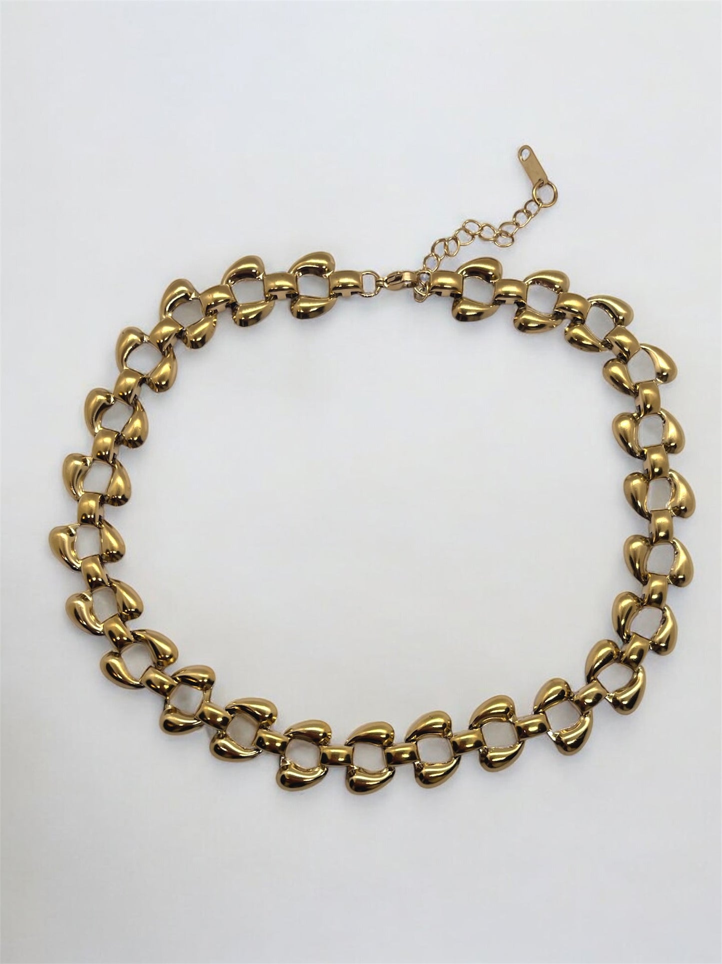 RYA NECKLACE