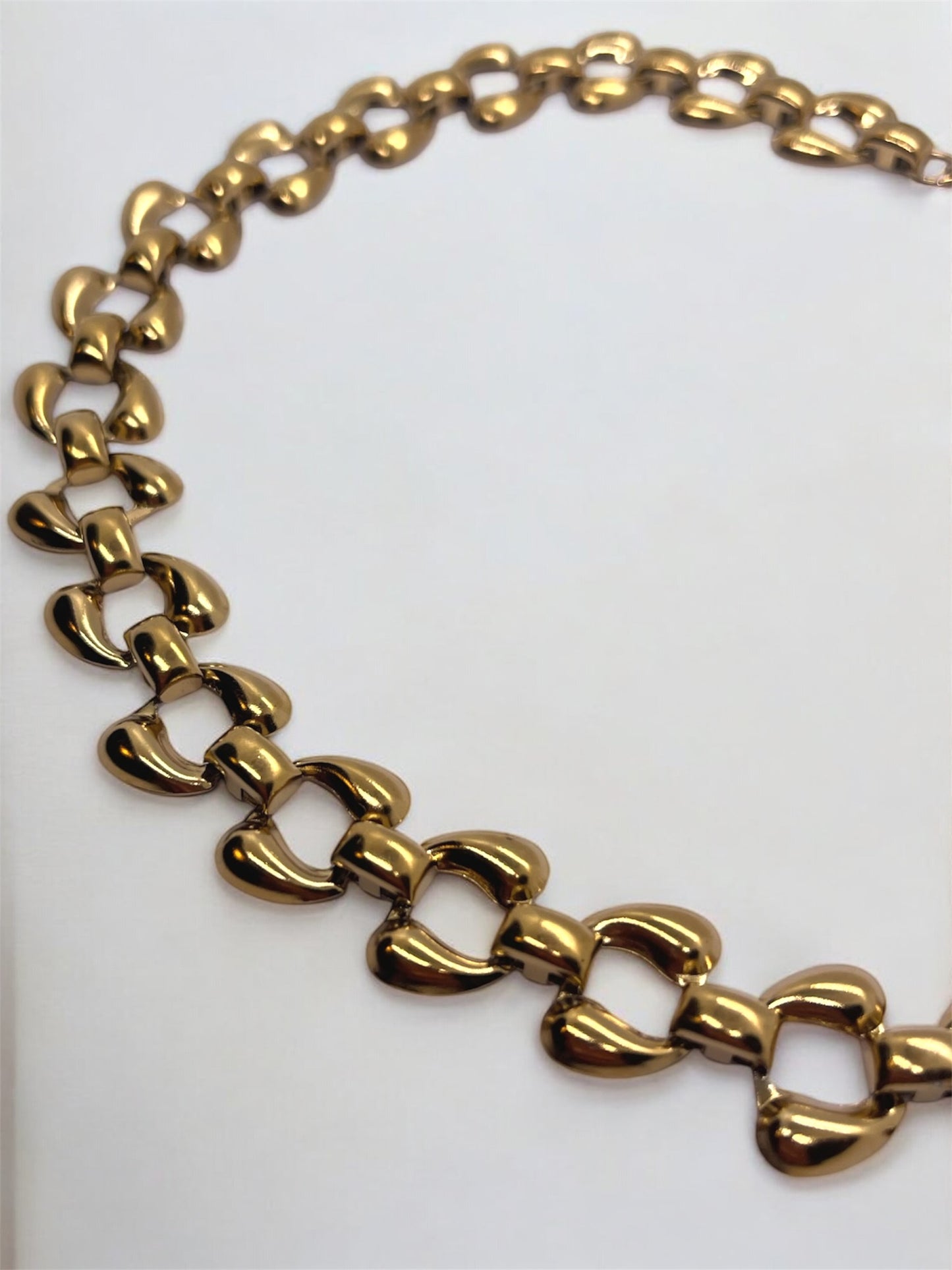 RYA NECKLACE