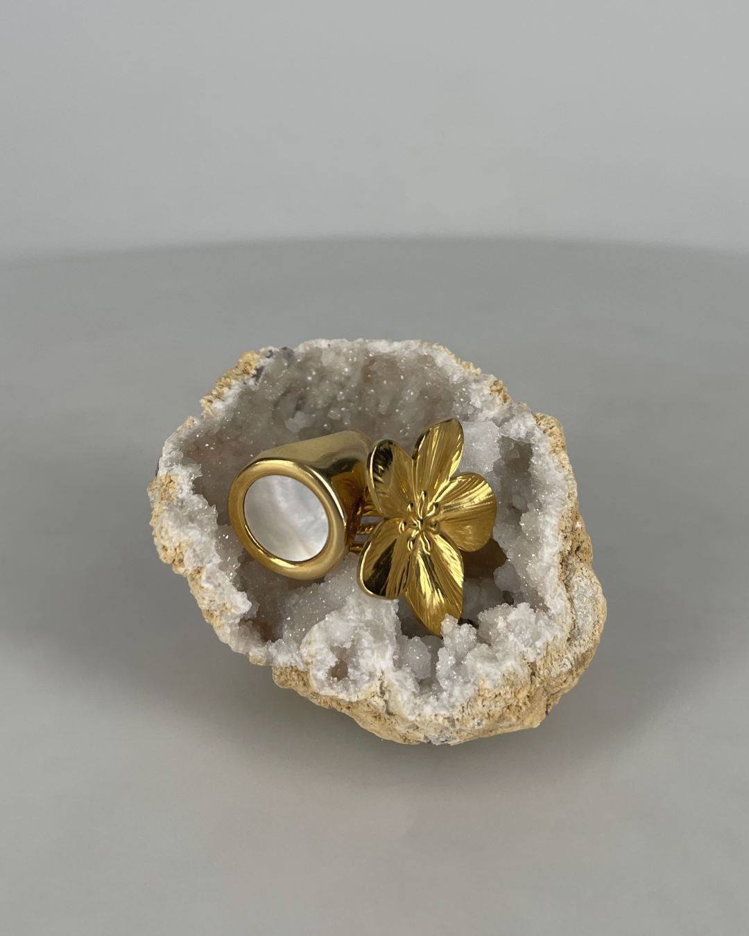 LA PERLA RING