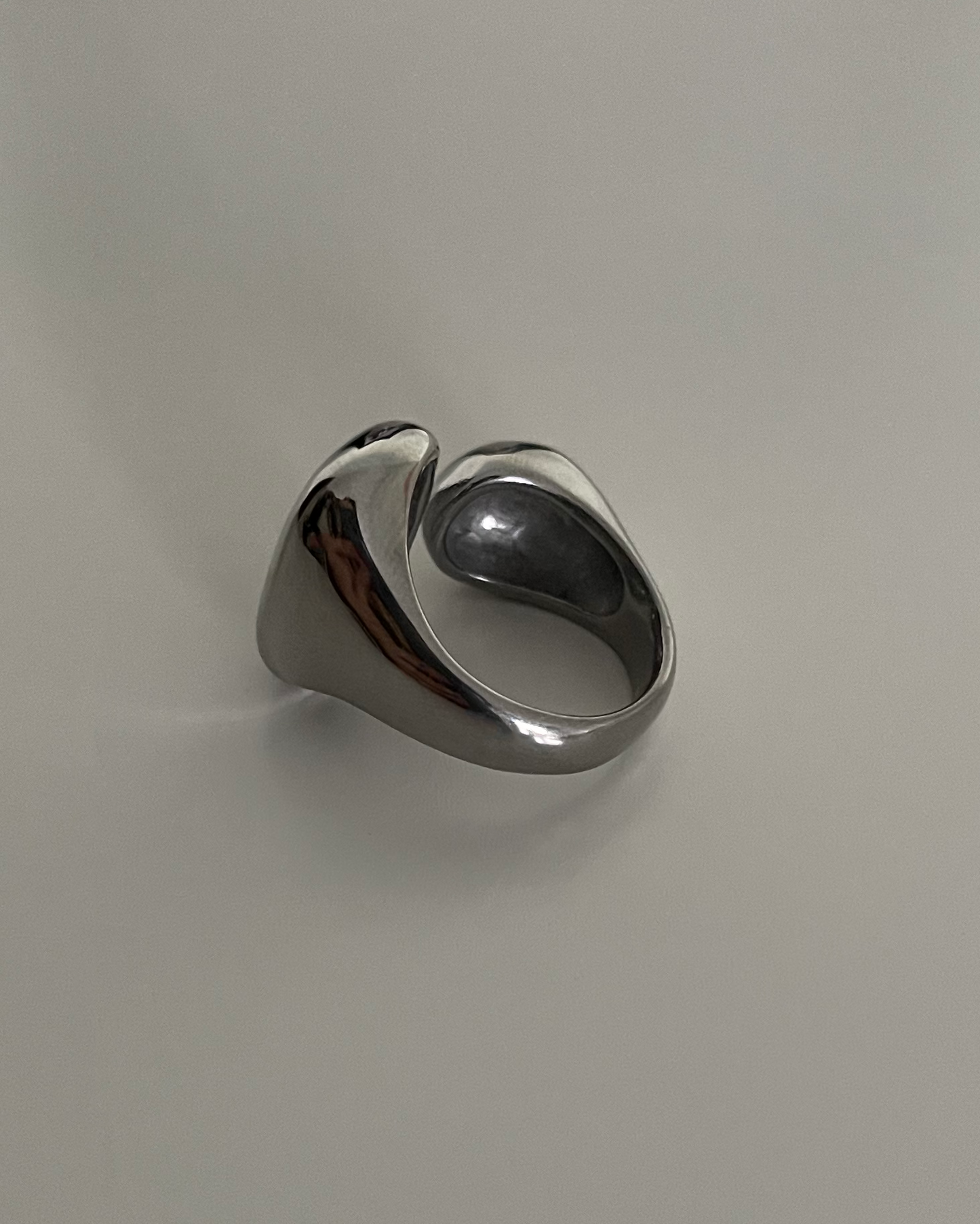 OCTAV RING